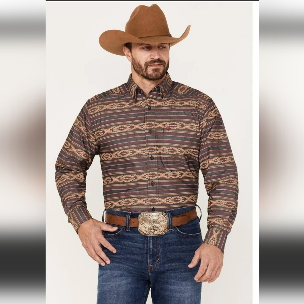 ARIAT Men's Fletcher Classic Fit ShirSize 3 XL